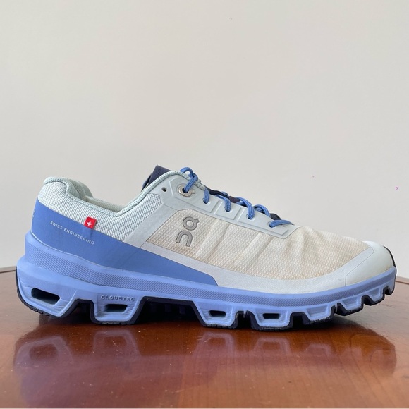 On Running Women’s Cloudventure Trail Running Shoes | US 8.5 - Picture 1 of 7